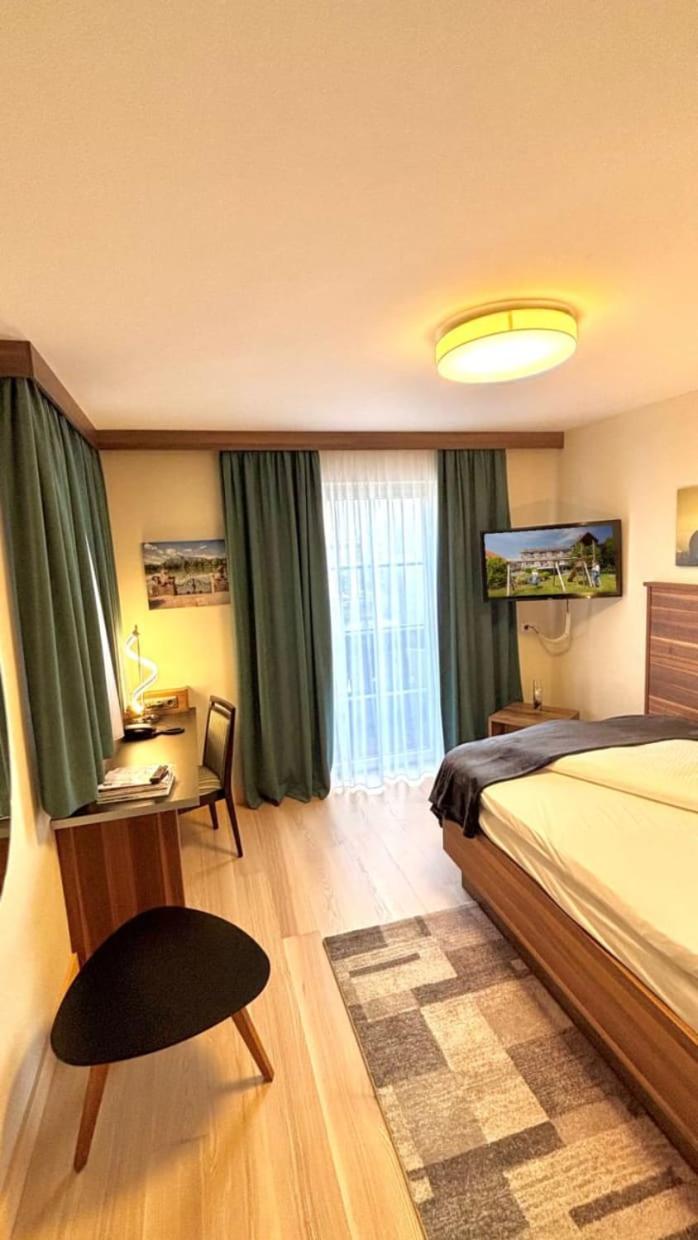 Single Room Balcony