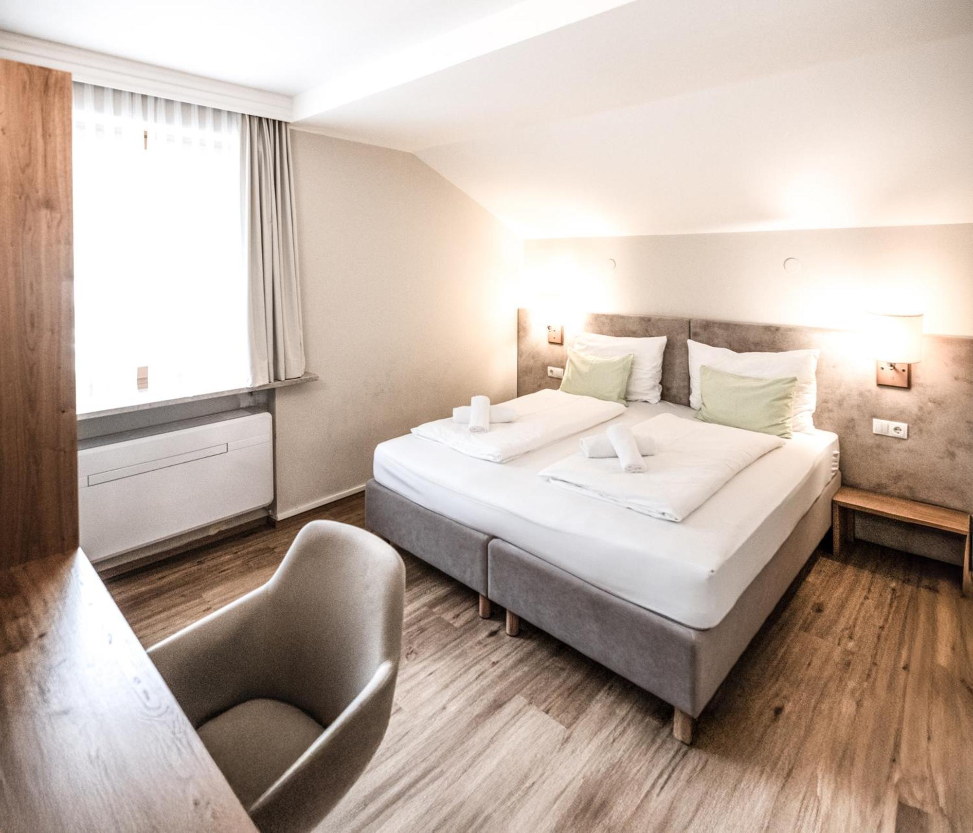 Large Double Room