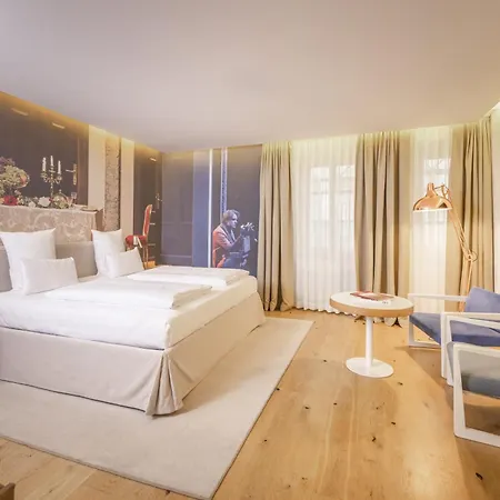 Small Luxury Hotel Goldgasse-2